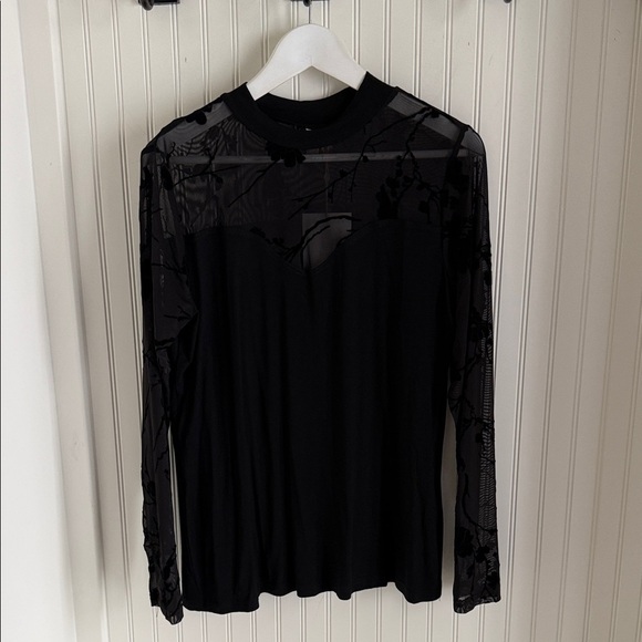 Culture Alfia Black Long Sleeve Dressy Top NWT - Picture 3 of 6